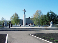 Мемориал Славы украшает центр поселка Беково